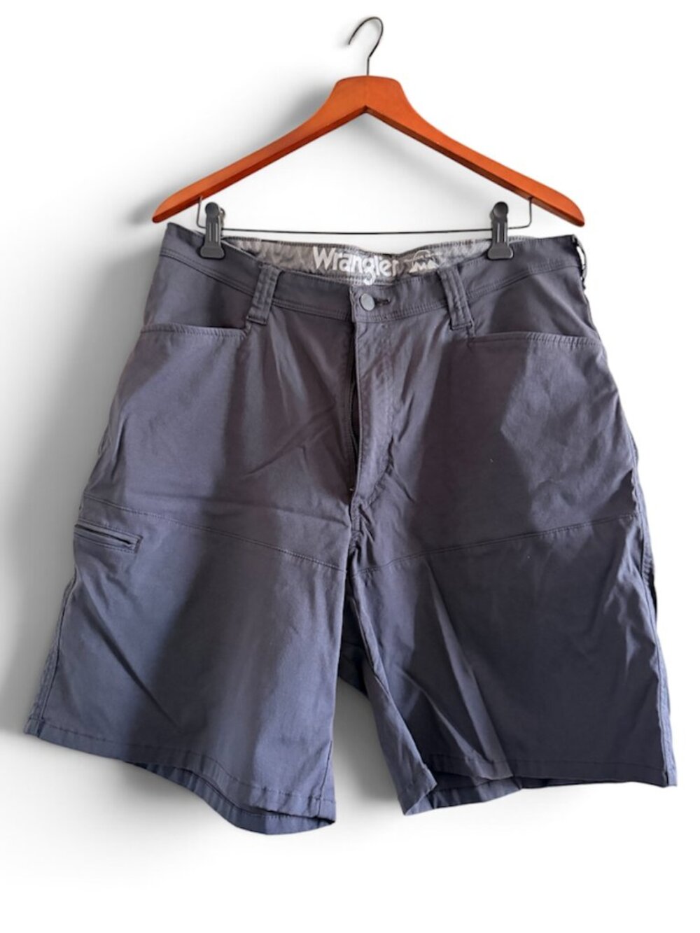 Men’s Wrangler Outdoor Series Shorts – Dark Gray, Size 36, Excellent Condition